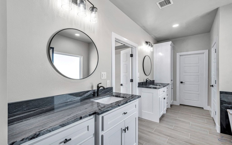 10801 W County Rd 142, Midland, TX 79706, 4 Habitaciones Habitaciones , ,2 BañosBaños,Residential,En Venta,10801 W County Rd 142,0,50093816