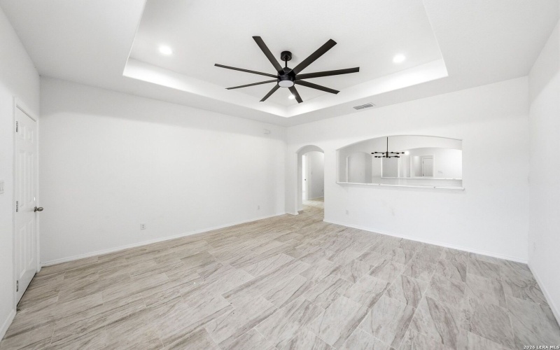 717 Avenue C, Seguin, TX 78155, 3 Habitaciones Habitaciones , ,2 BañosBaños,Residential,En Venta,717 Avenue C,0,1952068