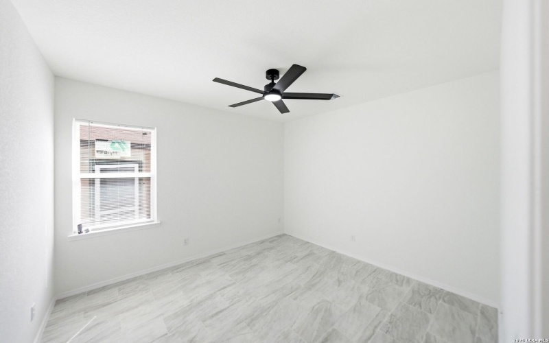 717 Avenue C, Seguin, TX 78155, 3 Habitaciones Habitaciones , ,2 BañosBaños,Residential,En Venta,717 Avenue C,0,1952068