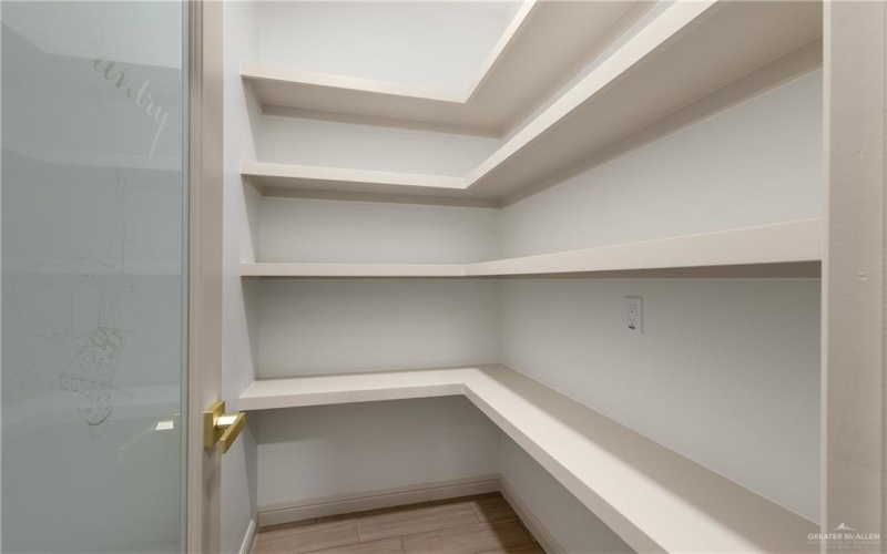 303 Merida, Donna, TX 78537, 3 Habitaciones Habitaciones , ,2 BañosBaños,Residential,En Venta,303 Merida,0,500272