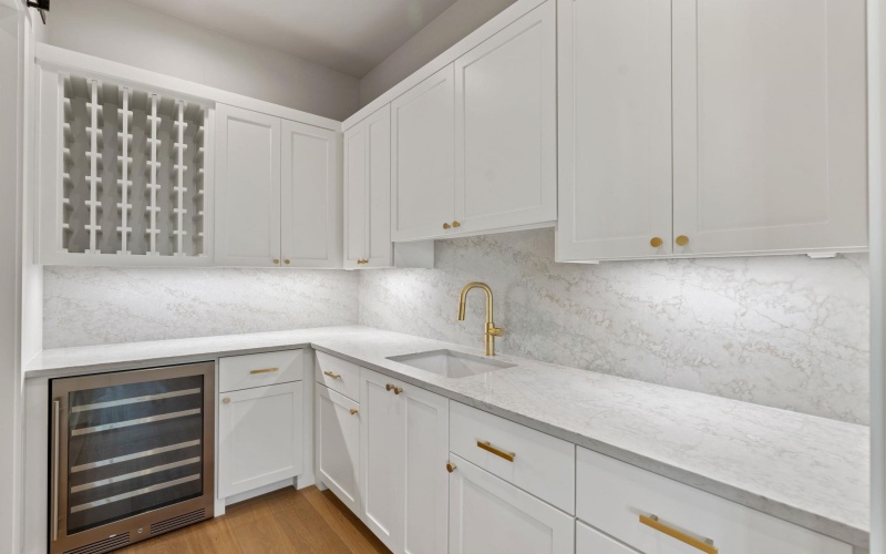 705 Trails Parkway, Horseshoe Bay, TX 78657, 5 Habitaciones Habitaciones , ,6 BañosBaños,Residential,En Venta,705 Trails Parkway,0,177205