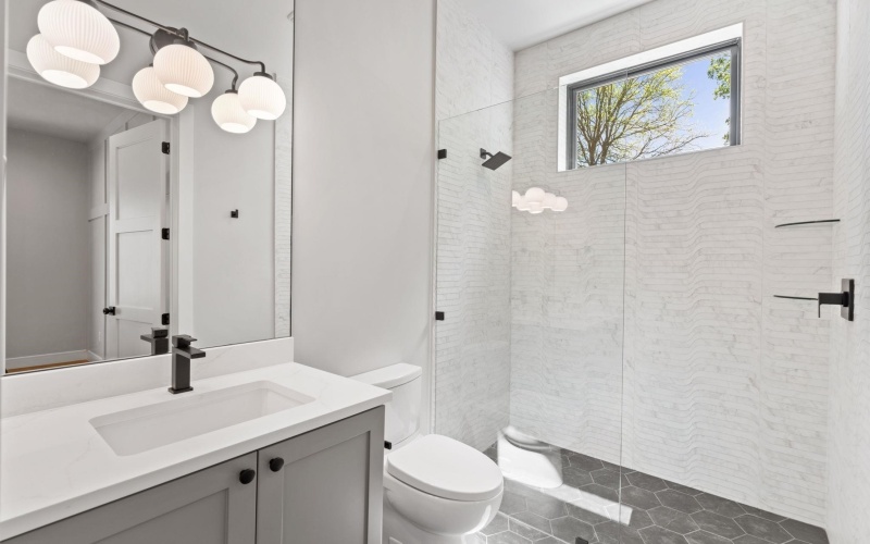 705 Trails Parkway, Horseshoe Bay, TX 78657, 5 Habitaciones Habitaciones , ,6 BañosBaños,Residential,En Venta,705 Trails Parkway,0,177205