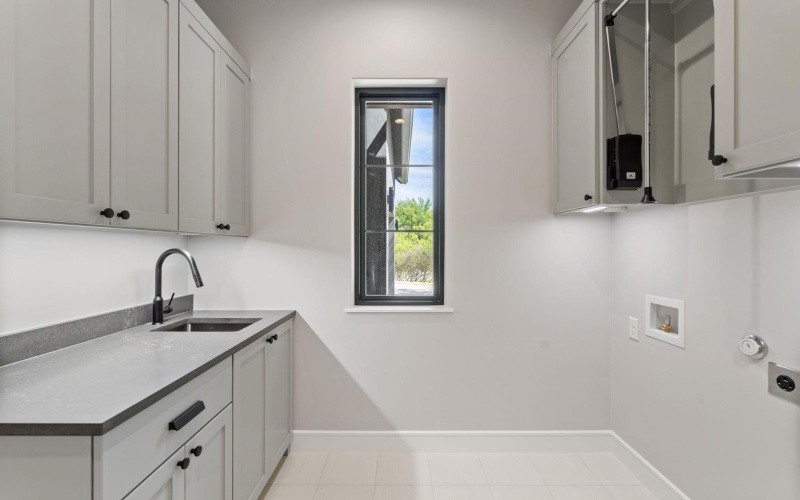 705 Trails Parkway, Horseshoe Bay, TX 78657, 5 Habitaciones Habitaciones , ,6 BañosBaños,Residential,En Venta,705 Trails Parkway,0,177205