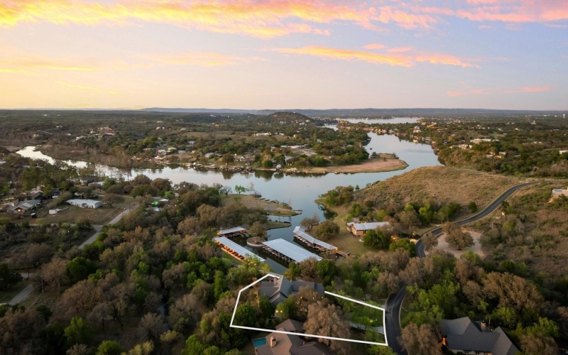 705 Trails Parkway, Horseshoe Bay, TX 78657, 5 Habitaciones Habitaciones , ,6 BañosBaños,Residential,En Venta,705 Trails Parkway,0,177205