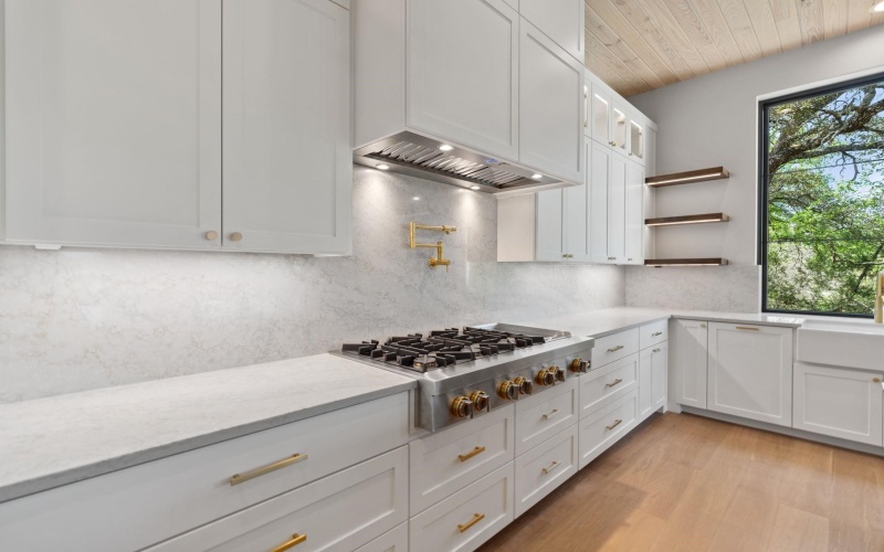 705 Trails Parkway, Horseshoe Bay, TX 78657, 5 Habitaciones Habitaciones , ,6 BañosBaños,Residential,En Venta,705 Trails Parkway,0,177205