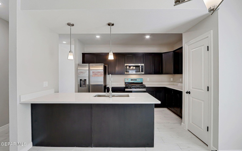 3768 Model Lane, El Paso, TX 79938, 4 Habitaciones Habitaciones , ,2 BañosBaños,Residential,En Venta,3768 Model Lane,0,941116