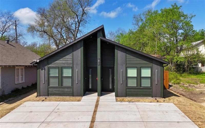 1811 Washington Street, Commerce, TX 75428, 6 Bedrooms Bedrooms, ,5 BathroomsBathrooms,Residential Multi Family,For Sale,1811 Washington Street,0,21215606