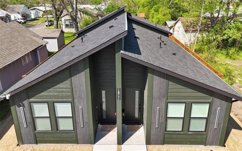 1811 Washington Street, Commerce, TX 75428, 6 Bedrooms Bedrooms, ,5 BathroomsBathrooms,Residential Multi Family,For Sale,1811 Washington Street,0,21215606