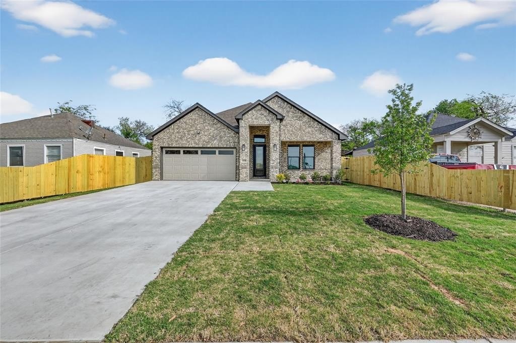 1930 Houston Street, Grand Prairie, TX 75050, 4 Bedrooms Bedrooms, ,3 BathroomsBathrooms,Residential,For Sale,1930 Houston Street,0,21220487