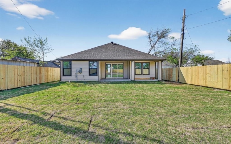 1930 Houston Street, Grand Prairie, TX 75050, 4 Bedrooms Bedrooms, ,3 BathroomsBathrooms,Residential,For Sale,1930 Houston Street,0,21220487