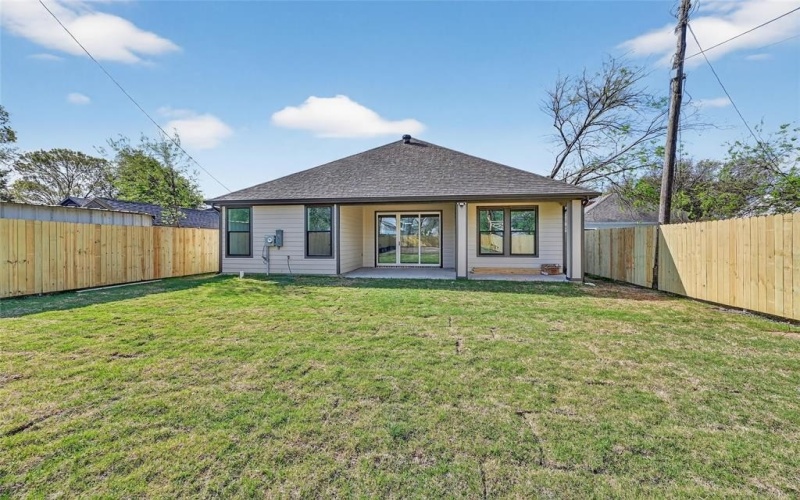 1930 Houston Street, Grand Prairie, TX 75050, 4 Bedrooms Bedrooms, ,3 BathroomsBathrooms,Residential,For Sale,1930 Houston Street,0,21220487