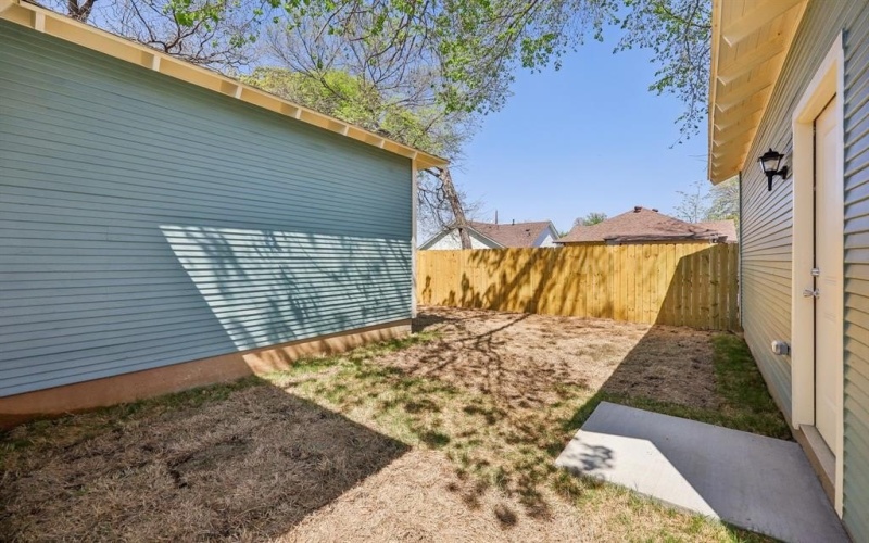3514 Dunbar Street, Dallas, TX 75215, 3 Bedrooms Bedrooms, ,2 BathroomsBathrooms,Residential,For Sale,3514 Dunbar Street,0,21220561