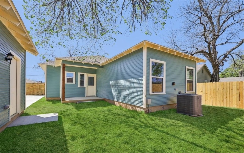 3514 Dunbar Street, Dallas, TX 75215, 3 Bedrooms Bedrooms, ,2 BathroomsBathrooms,Residential,For Sale,3514 Dunbar Street,0,21220561