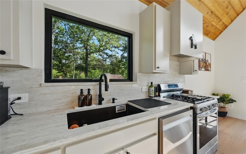 104 Greenwood Drive, Trinidad, TX 75163, 3 Bedrooms Bedrooms, ,2 BathroomsBathrooms,Residential,For Sale,104 Greenwood Drive,0,21221553