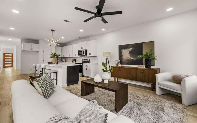 2232 Hooper Street, Dallas, TX 75215, 6 Bedrooms Bedrooms, ,5 BathroomsBathrooms,Residential Multi Family,For Sale,2232 Hooper Street,0,21221571