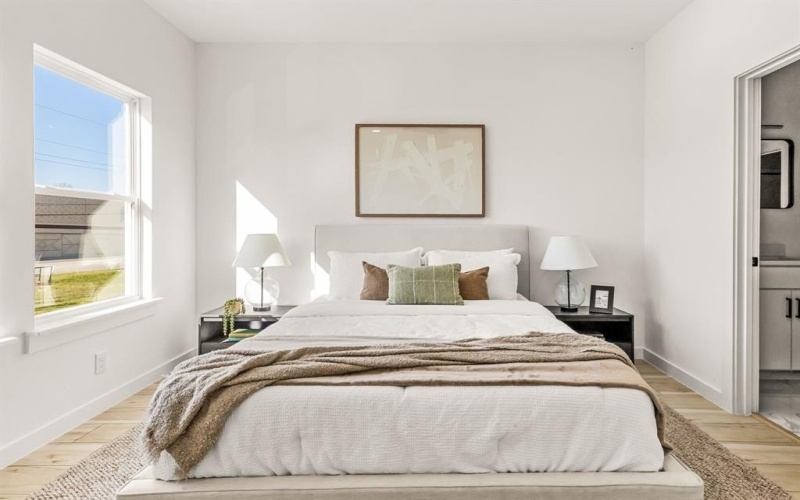 2232 Hooper Street, Dallas, TX 75215, 6 Bedrooms Bedrooms, ,5 BathroomsBathrooms,Residential Multi Family,For Sale,2232 Hooper Street,0,21221571