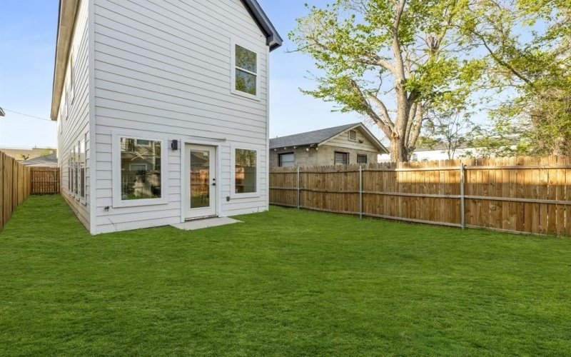 2232 Hooper Street, Dallas, TX 75215, 6 Bedrooms Bedrooms, ,5 BathroomsBathrooms,Residential Multi Family,For Sale,2232 Hooper Street,0,21221571