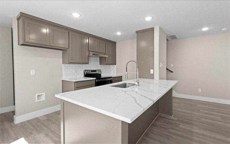 2644-46 Hutchinson Street, Fort Worth, TX 76106, 6 Bedrooms Bedrooms, ,6 BathroomsBathrooms,Residential Multi Family,For Sale,2644-46 Hutchinson Street,0,21221604