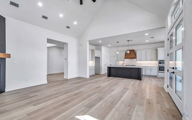 5206 Green Tree Blvd, Midland, TX 79707, 4 Bedrooms Bedrooms, ,2 BathroomsBathrooms,Residential,For Sale,5206 Green Tree Blvd,0,50093887