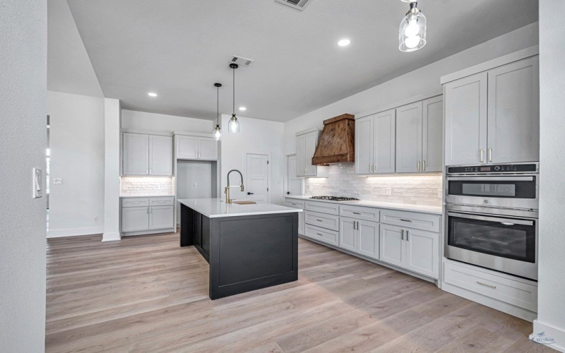 5206 Green Tree Blvd, Midland, TX 79707, 4 Bedrooms Bedrooms, ,2 BathroomsBathrooms,Residential,For Sale,5206 Green Tree Blvd,0,50093887