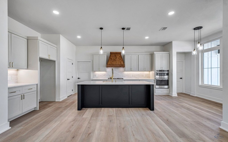 5206 Green Tree Blvd, Midland, TX 79707, 4 Bedrooms Bedrooms, ,2 BathroomsBathrooms,Residential,For Sale,5206 Green Tree Blvd,0,50093887