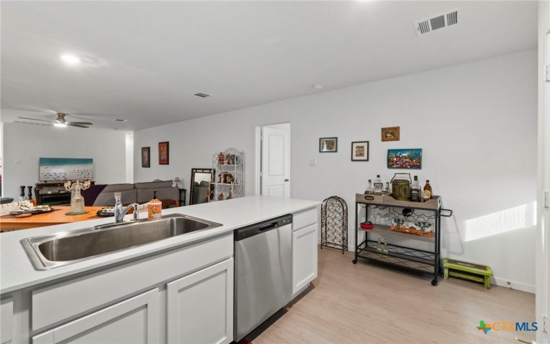 3322 Noir Lane, New Braunfels, TX 78130, 3 Bedrooms Bedrooms, ,2 BathroomsBathrooms,Residential,For Sale,3322 Noir Lane,0,608816