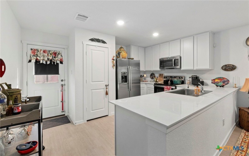 3322 Noir Lane, New Braunfels, TX 78130, 3 Bedrooms Bedrooms, ,2 BathroomsBathrooms,Residential,For Sale,3322 Noir Lane,0,608816