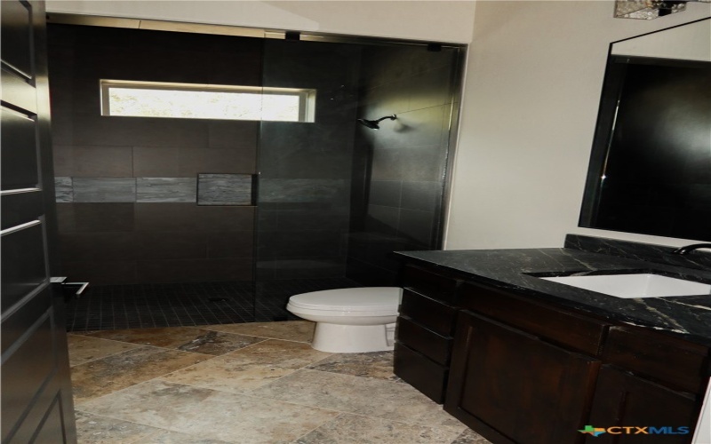 108 Lakeview Estates Drive, Belton, TX 76513, 3 Bedrooms Bedrooms, ,3 BathroomsBathrooms,Residential,For Sale,108 Lakeview Estates Drive,0,608637