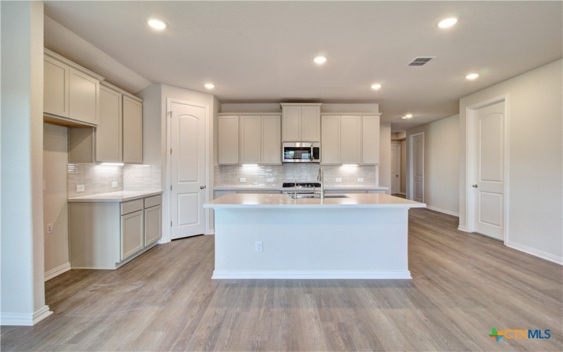 833 Saltbush Street, New Braunfels, TX 78130, 4 Bedrooms Bedrooms, ,2 BathroomsBathrooms,Residential,For Sale,833 Saltbush Street,0,608742