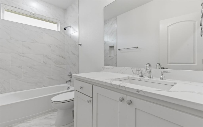 213 E Bullard Street, Weatherford, TX 76086, 4 Bedrooms Bedrooms, ,3 BathroomsBathrooms,Residential,For Sale,213 E Bullard Street,0,21174725