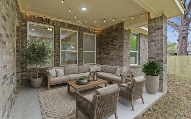 213 E Bullard Street, Weatherford, TX 76086, 4 Bedrooms Bedrooms, ,3 BathroomsBathrooms,Residential,For Sale,213 E Bullard Street,0,21174725