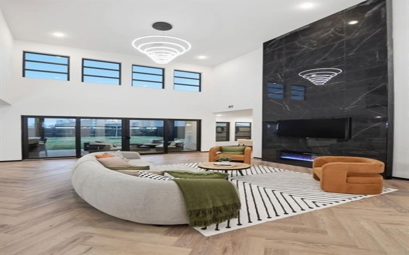 3906 Longhorn Road, Melissa, TX 75454, 4 Bedrooms Bedrooms, ,5 BathroomsBathrooms,Residential,For Sale,3906 Longhorn Road,0,21222087