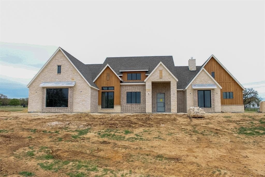 2016 Pinetree, Weatherford, TX 76087, 4 Bedrooms Bedrooms, ,3 BathroomsBathrooms,Residential,For Sale,2016 Pinetree,0,21222151