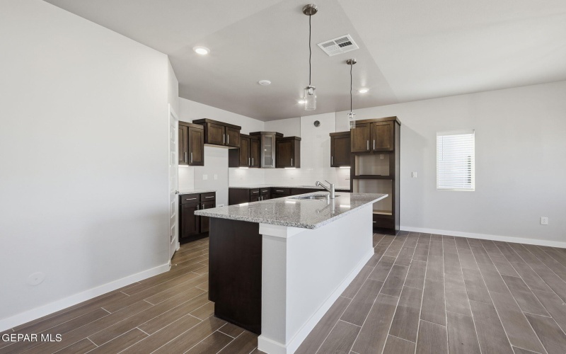 11848 Jenwood Place, El Paso, TX 79934, 4 Habitaciones Habitaciones , ,2 BañosBaños,Residential,En Venta,11848 Jenwood Place,0,941137