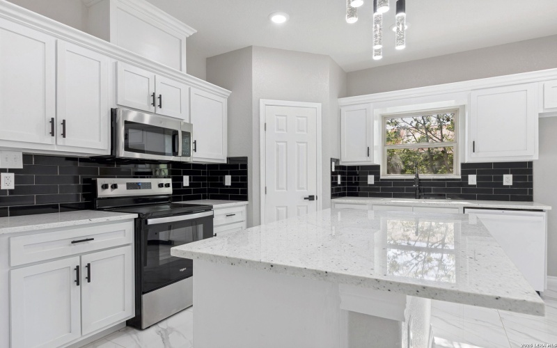 237 Avenue D, Poteet, TX 78065, 3 Bedrooms Bedrooms, ,2 BathroomsBathrooms,Residential,For Sale,237 Avenue D,0,1953029