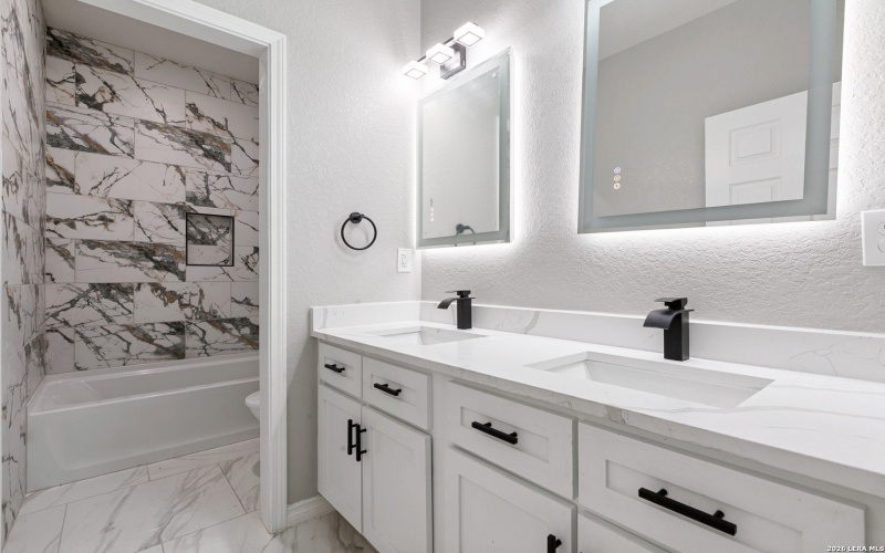 237 Avenue D, Poteet, TX 78065, 3 Bedrooms Bedrooms, ,2 BathroomsBathrooms,Residential,For Sale,237 Avenue D,0,1953029