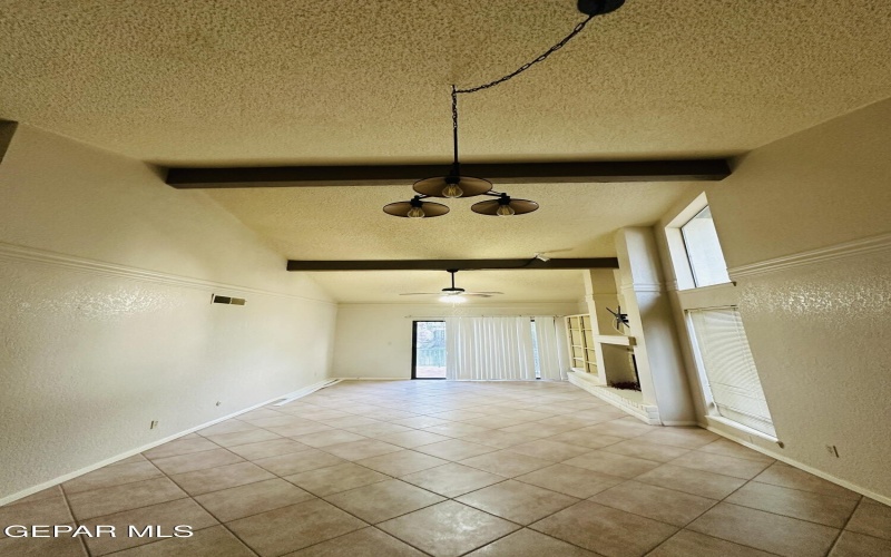 620 LAKEWAY Drive, El Paso, TX 79932, 2 Bedrooms Bedrooms, ,2 BathroomsBathrooms,Residential,For Sale,620 LAKEWAY Drive,0,941171