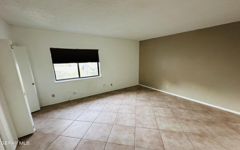 620 LAKEWAY Drive, El Paso, TX 79932, 2 Bedrooms Bedrooms, ,2 BathroomsBathrooms,Residential,For Sale,620 LAKEWAY Drive,0,941171