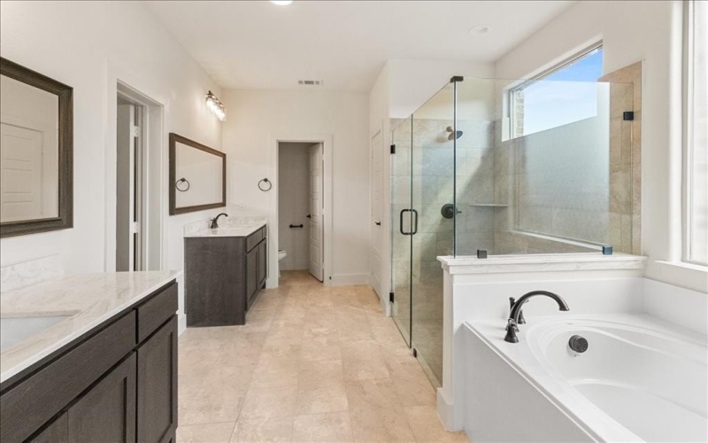 929 Ryed Lane, Fort Worth, TX 76120, 4 Bedrooms Bedrooms, ,3 BathroomsBathrooms,Residential,For Sale,929 Ryed Lane,0,21222379