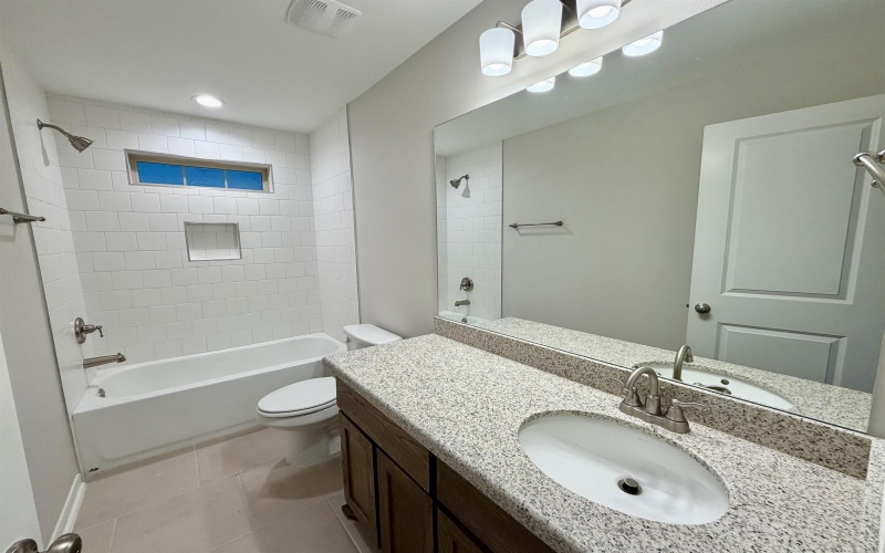 1427 Key Deer Dr., Laredo, TX 78045, 3 Bedrooms Bedrooms, ,2 BathroomsBathrooms,Residential,For Sale,1427 Key Deer Dr.,0,20261482