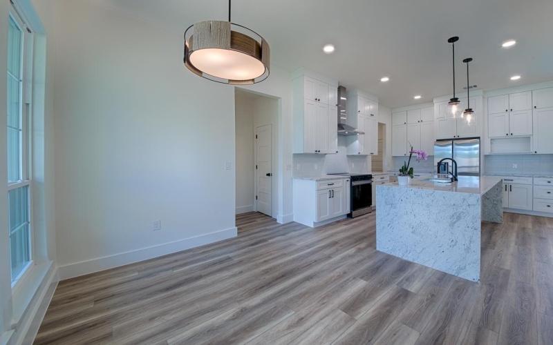 106 W Briar Drive, Granite Shoals, TX 78654, 3 Bedrooms Bedrooms, ,2 BathroomsBathrooms,Residential,For Sale,106 W Briar Drive,0,177266