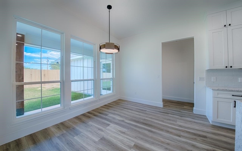 106 W Briar Drive, Granite Shoals, TX 78654, 3 Bedrooms Bedrooms, ,2 BathroomsBathrooms,Residential,For Sale,106 W Briar Drive,0,177266