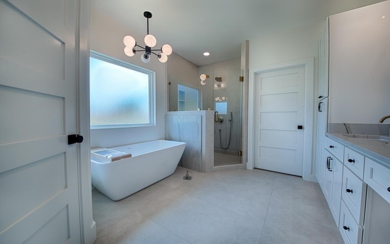 106 W Briar Drive, Granite Shoals, TX 78654, 3 Bedrooms Bedrooms, ,2 BathroomsBathrooms,Residential,For Sale,106 W Briar Drive,0,177266