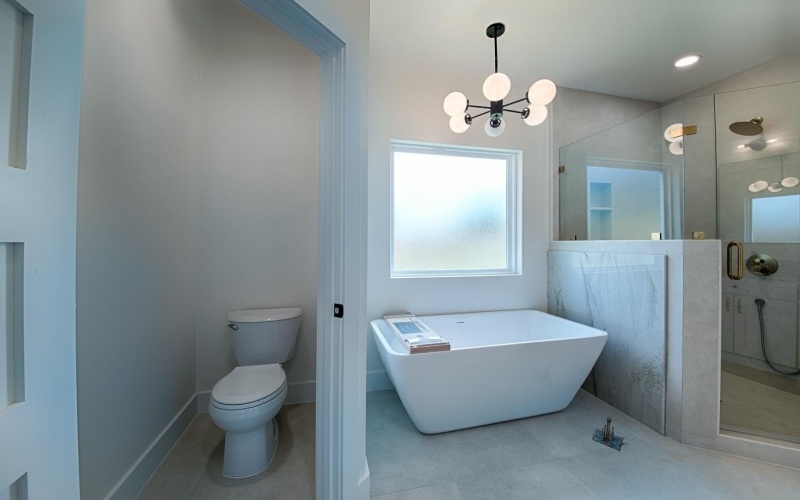 106 W Briar Drive, Granite Shoals, TX 78654, 3 Bedrooms Bedrooms, ,2 BathroomsBathrooms,Residential,For Sale,106 W Briar Drive,0,177266