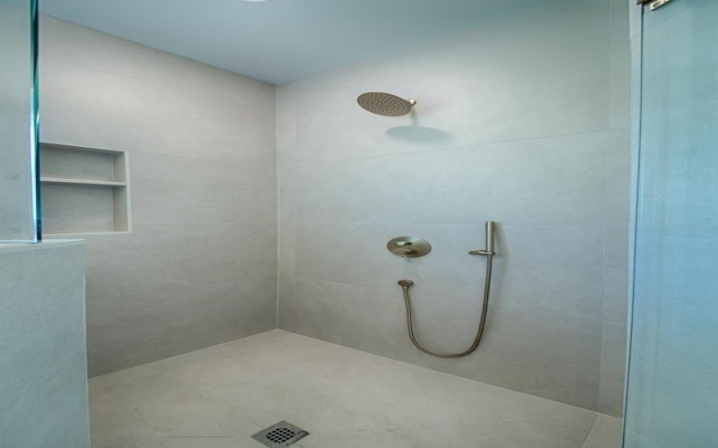 106 W Briar Drive, Granite Shoals, TX 78654, 3 Bedrooms Bedrooms, ,2 BathroomsBathrooms,Residential,For Sale,106 W Briar Drive,0,177266