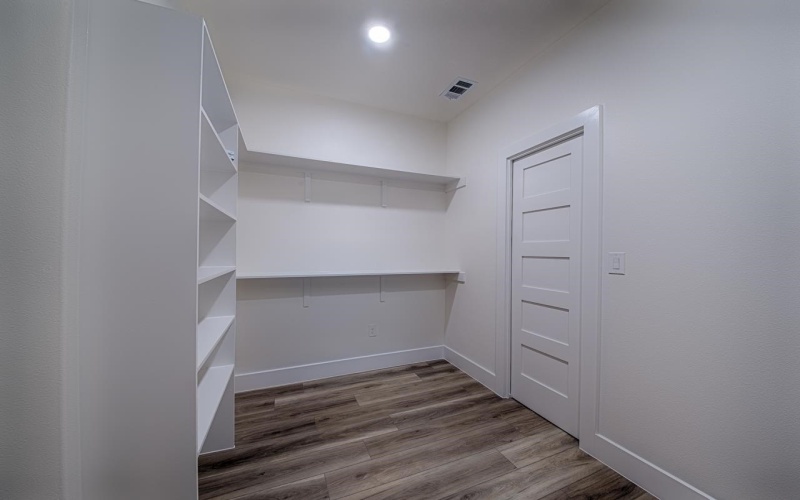 106 W Briar Drive, Granite Shoals, TX 78654, 3 Bedrooms Bedrooms, ,2 BathroomsBathrooms,Residential,For Sale,106 W Briar Drive,0,177266