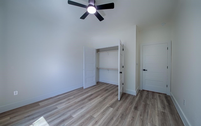 106 W Briar Drive, Granite Shoals, TX 78654, 3 Bedrooms Bedrooms, ,2 BathroomsBathrooms,Residential,For Sale,106 W Briar Drive,0,177266