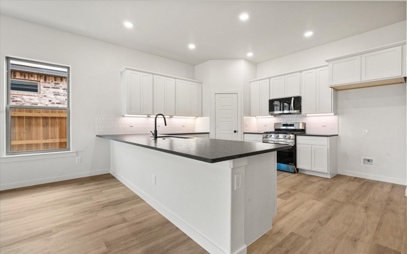 7012 16th Street, Lubbock, TX 79416, 3 Bedrooms Bedrooms, ,2 BathroomsBathrooms,Residential,For Sale,7012 16th Street,0,202604020