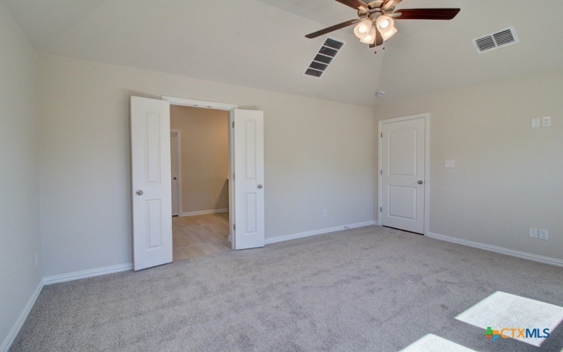 747 Navarro Street, New Braunfels, TX 78132, 4 Bedrooms Bedrooms, ,3 BathroomsBathrooms,Residential,For Sale,747 Navarro Street,0,608889