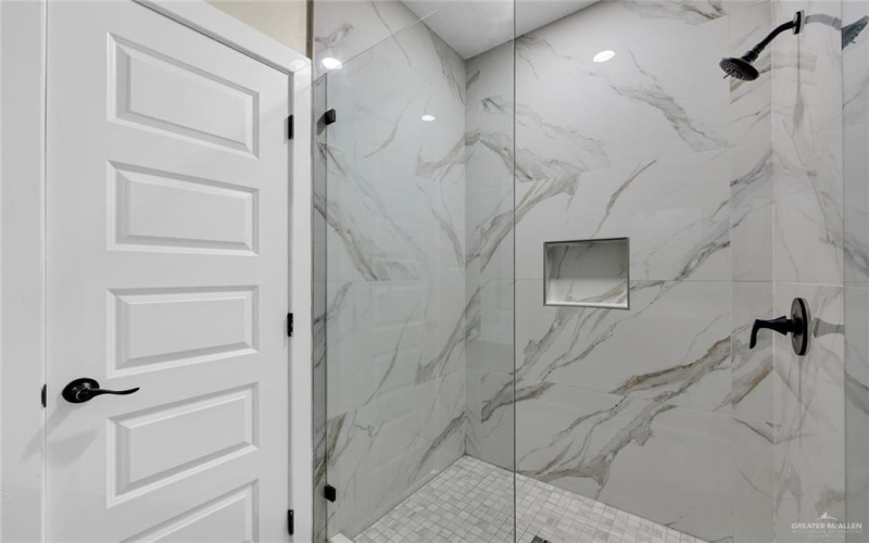 3098 Briggs Road unit: 2, Weslaco, TX 78596, 3 Bedrooms Bedrooms, ,2 BathroomsBathrooms,Residential,For Sale,3098 Briggs Road unit: 2,0,500510